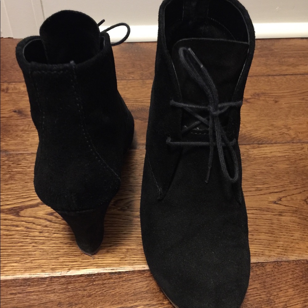 Dolce Vita black suede wedge heel shoes